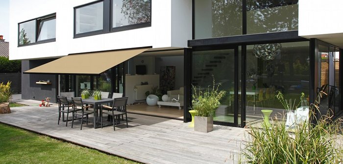 Store ext&eacute;rieur d&eacute;co et tendance